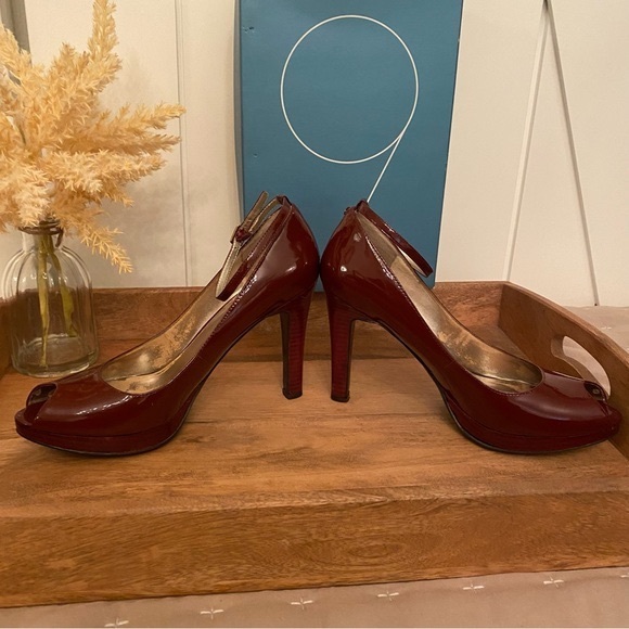 NINE West Deep Red Patent Leather high heel shoes - Picture 1 of 11